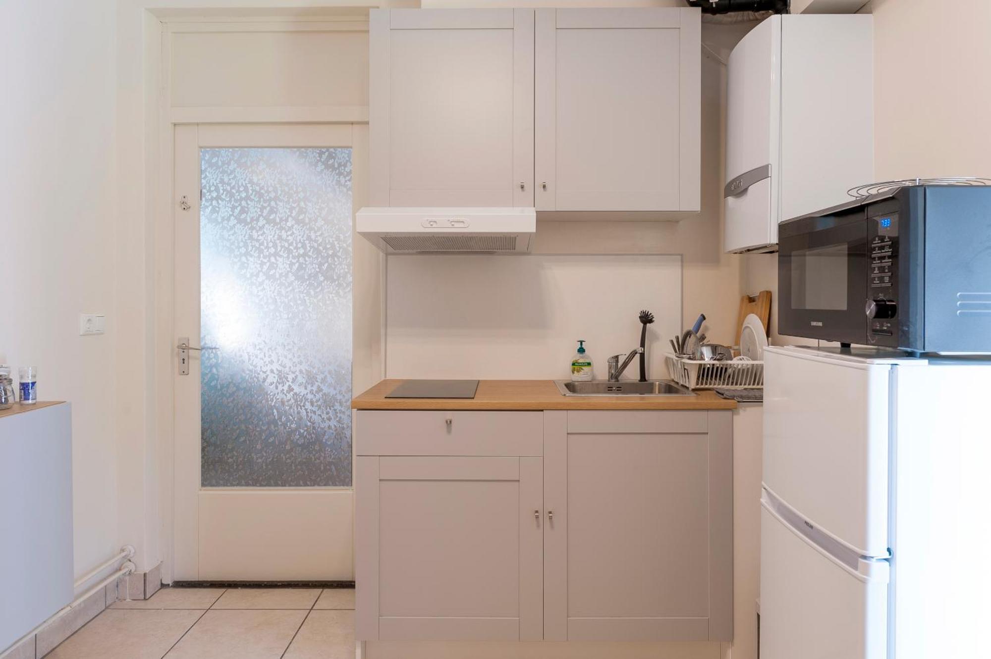 Backroom In Villa With Private Garden Very Near Centre And Tue Eindhoven Bagian luar foto