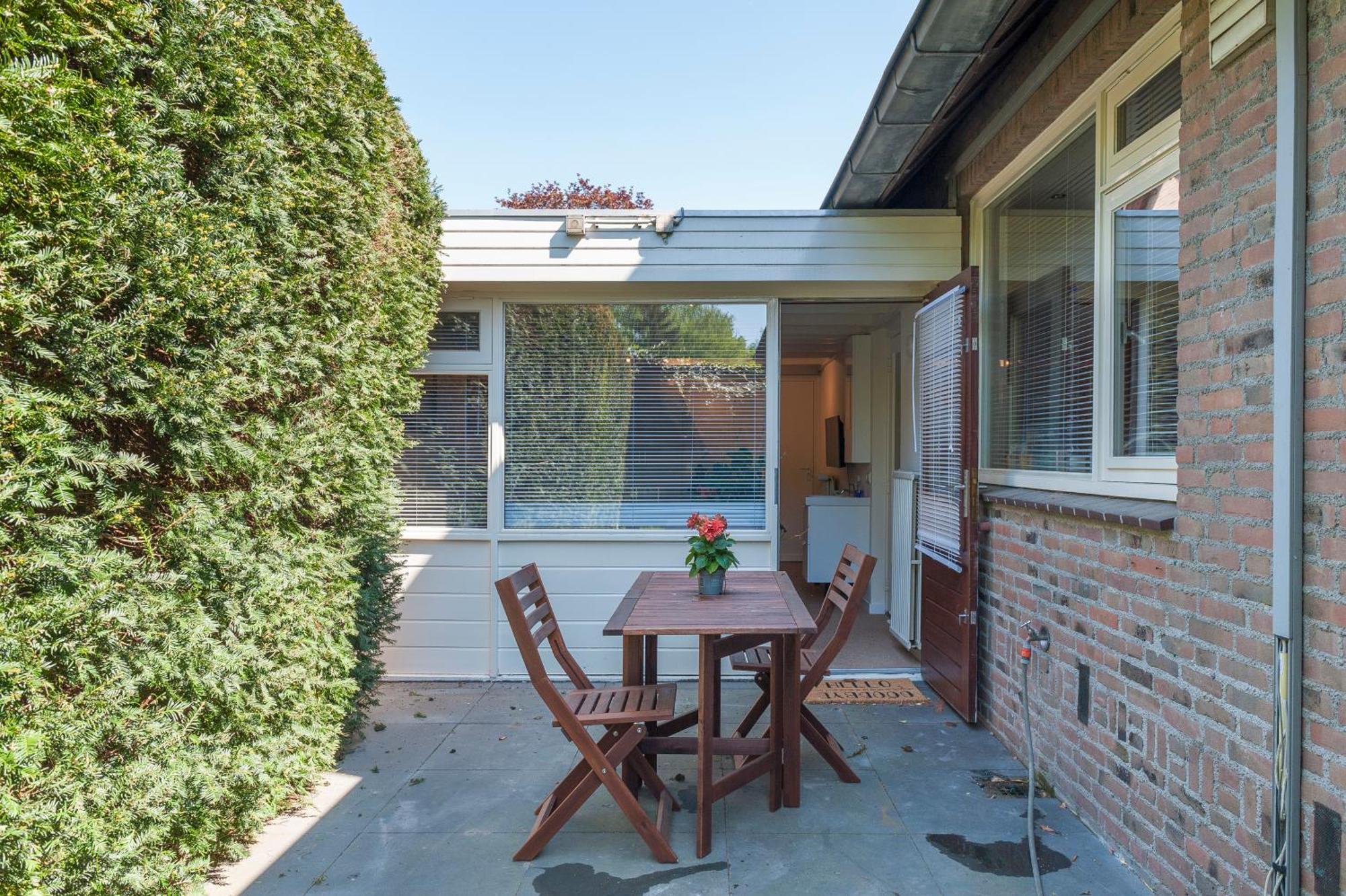 Backroom In Villa With Private Garden Very Near Centre And Tue Eindhoven Bagian luar foto